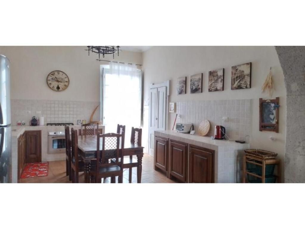 Вилла Borgo Santo Stefano Oschiri Экстерьер фото